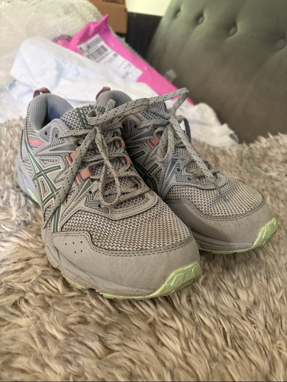 🌞SALE🌞Women's 7.5 ASICS Gel Venture 8